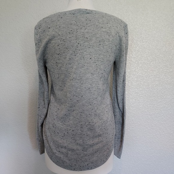 ⭐️5/$20 LOFT Gray Long Sleeve Knit Pullover Sweater Size M - Picture 7 of 10